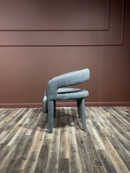 051a7442-92e4-4f9e-aadd-034a49cb5f28