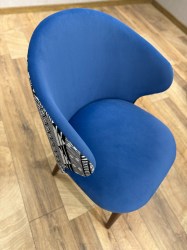 21ca4306-2f6e-457e-b3fe-bd8933300b3a