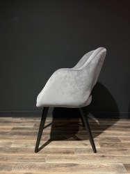 7d8db6ae-0c1d-4d51-a4e6-ccaa2c981d4d